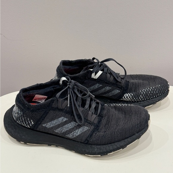 Adidas Pure Boost Go black on black - Picture 2 of 11